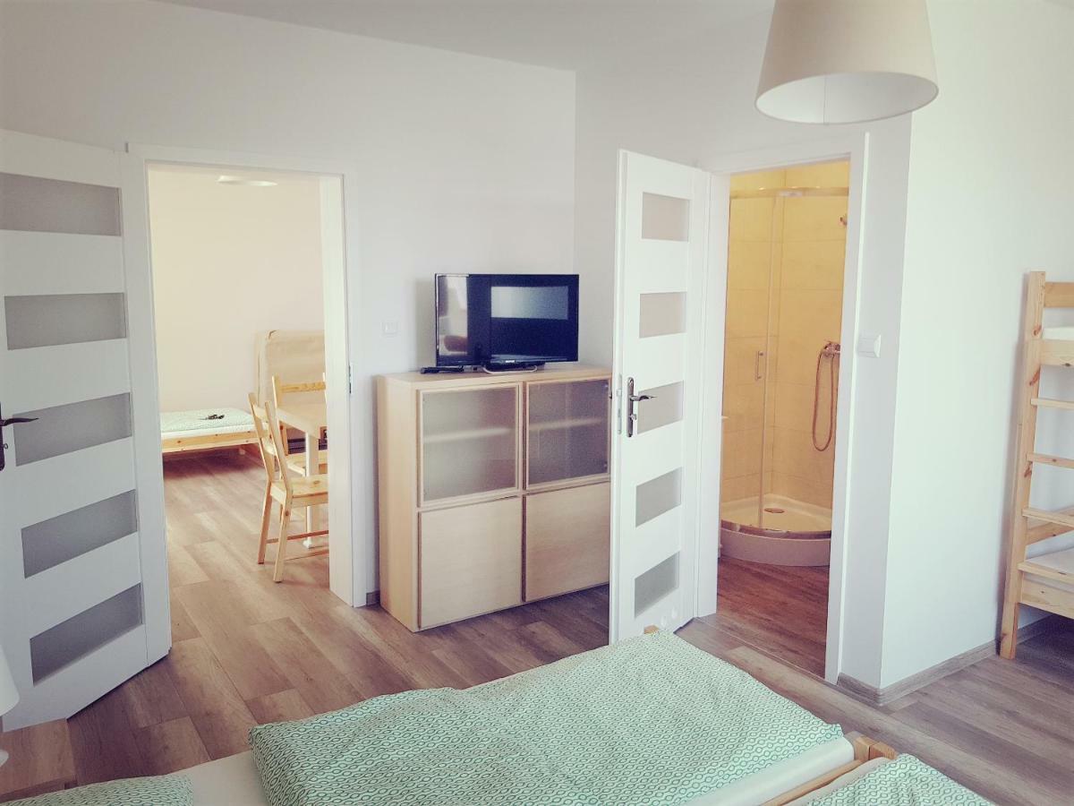 Vip Village Las Woda Rower - Podgrzewany Basen, Balia, Sauna Miedzierza Exterior foto